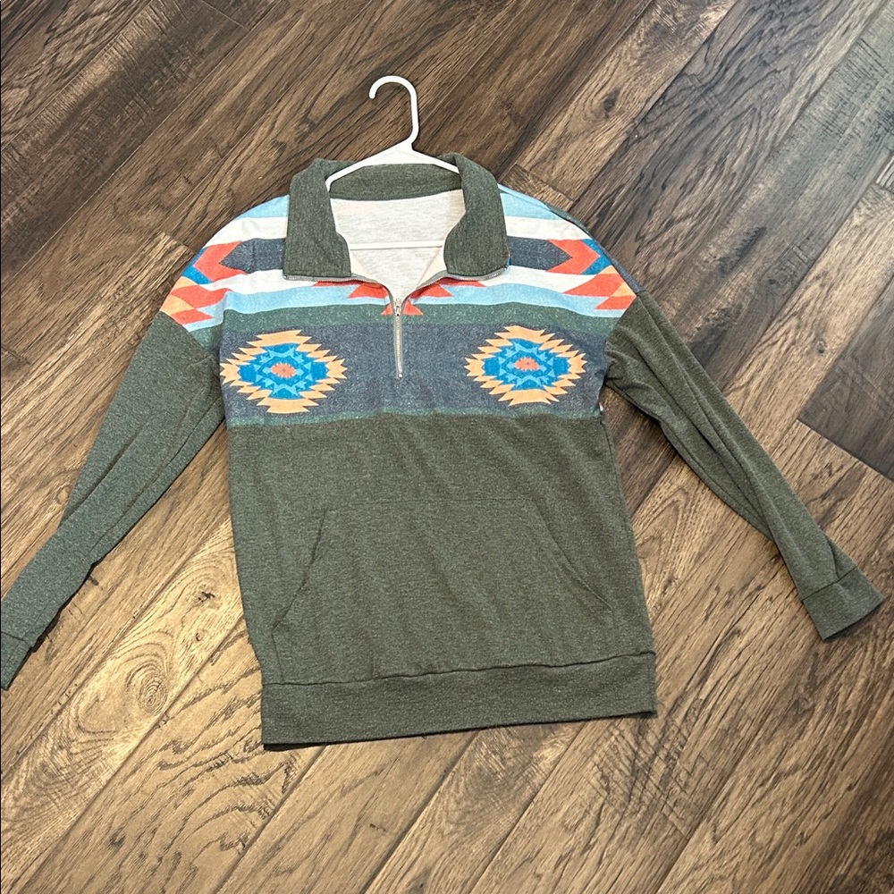 Amazon Multicolor Patterned Sweatshirt